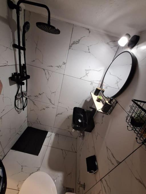 Queen Suites 60M2 Selanik Dış mekan fotoğraf